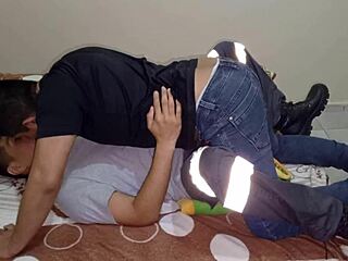 Fucking The Delivery Guy With Raw Gay Passion