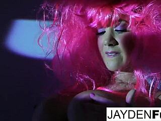 Jayden Jaymes Loves To Have Sexy Solo Fun With Her Wet Hole!