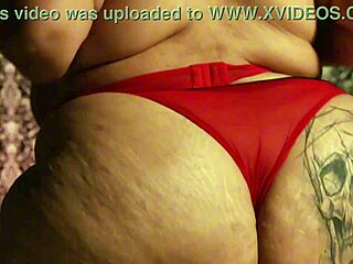 mama noel bbw cumming with her toy on video call 😈