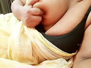 north indian lady looking sexy and charming 😊