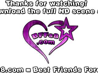 Gadis remaja seksi digenjot keras sama kontol gede di hutan bareng-bareng