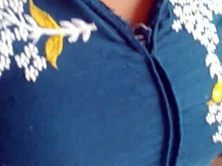 Fucking big ass desi mother-in-law doggystyle.