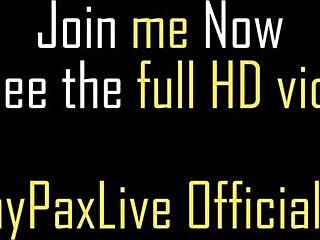 Penny Pax juega con vibrador y besa chicas en el curro