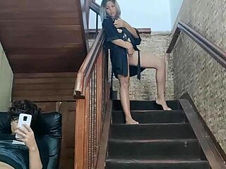 spyin on stepbro masturbatin, gettin excited he fucks me hard 😈