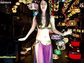 เต้นรำท้องเซ็กซี่โดย อเล็กซานเดรีย วู ในคืนอิสตันบูล