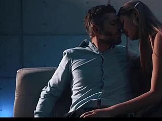 just chilling while i work that big ass over