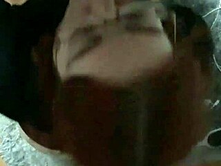 Mi perrita obediente ama chuparmela en deepthroat cumshot