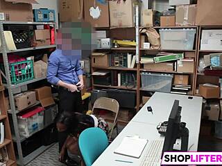 슴부 큰 흑인 틴 18+ 도둑질 실패