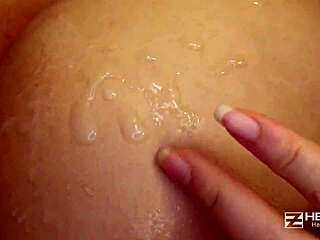 Honma Yuri Cinta Pantat dan Teteknya