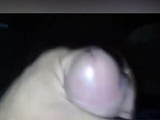 El Ganzo Bomita hatalmas farkat szabadít fel robbanó élvezéshez