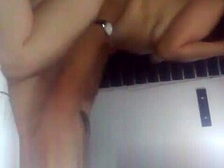 q rico coje mi compa�era le gusta montar sabe lo q hace