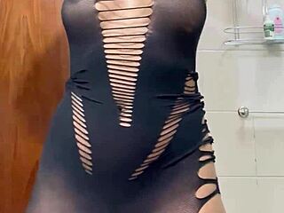 i recorded my friend's cuckold girlfriend a hot one in the bathroom with assfucking