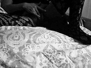 Watch Angelg Play With Her Pussy