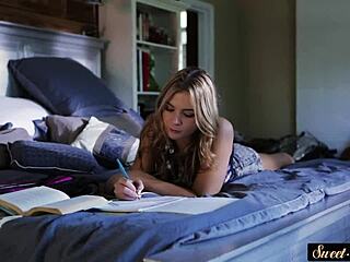 Stepsister sucks cock before getting pounded doggystyle outdoors