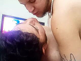 Colombian and Mexican Guys Clash in Palos Mañaneros Ep1