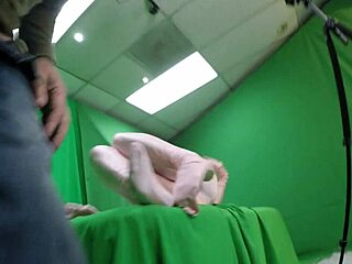 I Explore Scarlett Johnson's Pink Morph