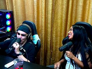 Pocahontas and Isa suck Clara Dalcol's tits during the podcast