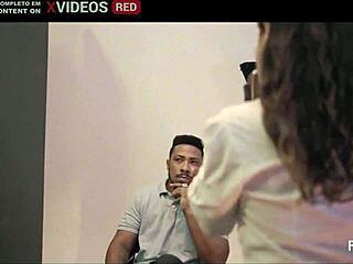 photographer fucks client in studio 😏