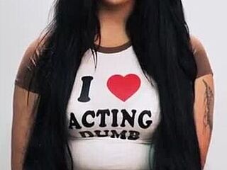 Смотри, как Холли Дэй демонстрирует женский оргазм в POV реальном сцене с большой жопой молодой!