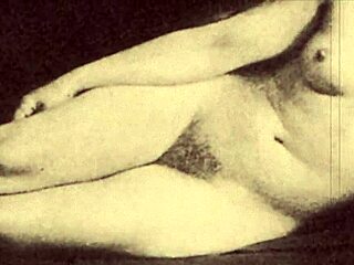Wow, j'ai trouvé deux siècles de porno vintage poilu