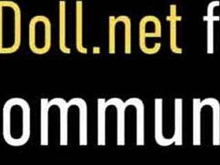 Check out shiny sex dolls in action! Rubberdoll spanking and kissing 😘