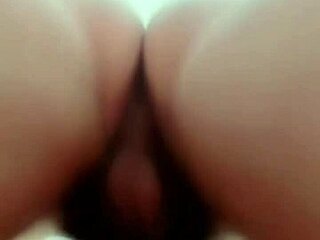 Qing Teng Mei Mei tricks bus girl home for wild big cock ride