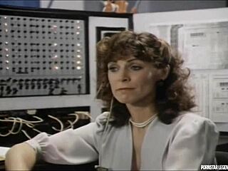 I’m Obsessed with Laurie Smith’s Vintage Blowjob Skills Today