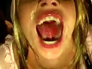 Gang Bang Bukkake dengan Kote Besar