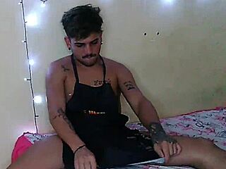 soloboy novinho 21 ano da piroca rosa