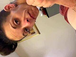 roxi reynolds teases with big cock blowjob