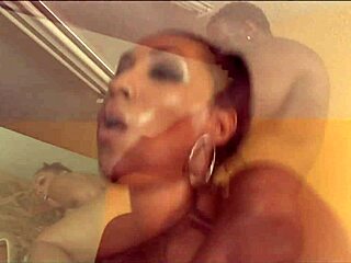 Donna Red Meets BBC for the First Time, Wow What a Ride!