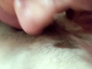 Pete กับเลสเบี้ยนมิลฟ์ดูดกลืนน้ำว่าวฉากทำเอง ออรัลเดือด