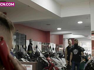 man, i’m so into this mature blonde gina snake, fuckin hardcore anal with a young stud’s big cock, damn!