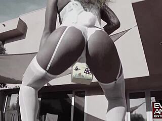 Teanna Trump in Lingerie Gets Pussy Licked by Hung Black Stud