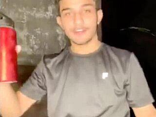 Gay Solo Hand Action with Intense Finish