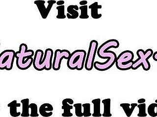 大奶自拍妹优雅吸鸡巴骑乘