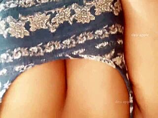 ครูสาวอินเดียโชว์นมเด็ดในห้องเรียนสุดเร่าร้อน