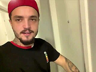 Boy from app fucks the newbie in brazilian gay blowjob scenes