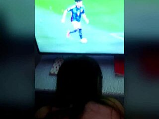 I fuck my stepsister during the game pov