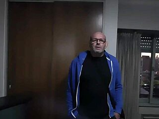 Impressive Ass Fucking in Real Estate Office with Creampie