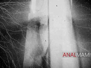 MILF Sophia West Peach hercegnőként análisan kapja mostohafiától jelmezben