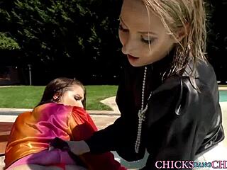 Hot Babe And Brunette Have Pool Pussy Cunilingus And Cumshot Fun