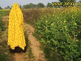 Férj baszza feleségét mustárföldön kint