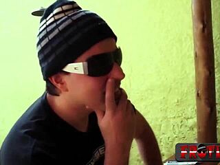 casadinha loira safada adora meter - frotinha porn star - with croatian latina interracial vibes