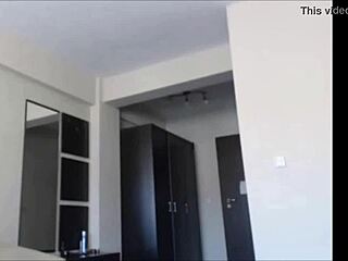 would you believe this cam star takes hardcore pussyfucking?