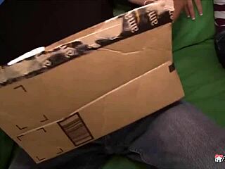 flust-super hot blonde enjoys intimate encounter