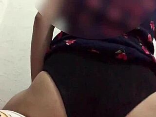 Wow, banging my girlfriend when the house is empty feels so wild!