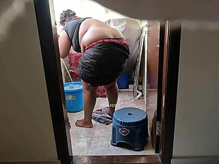 Young Boy Jerks Off In Front Of Andhra Maid Swathy