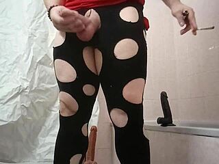 In this complete gameplay of WVM Part 23, a redhead whore gets fucked by monster cock with fingering and deepthroat