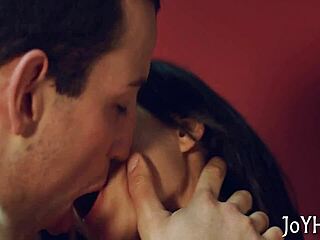 Watch this youthful whore in the sucking contest